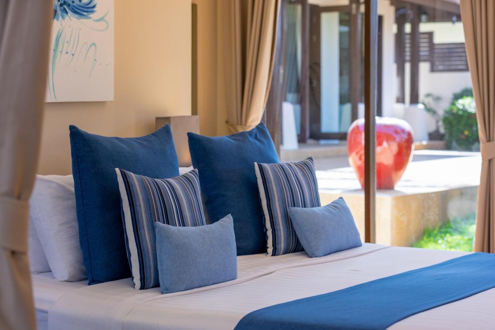 Bacaya Beachfront Villa Bang Rak Beach  Esterno foto
