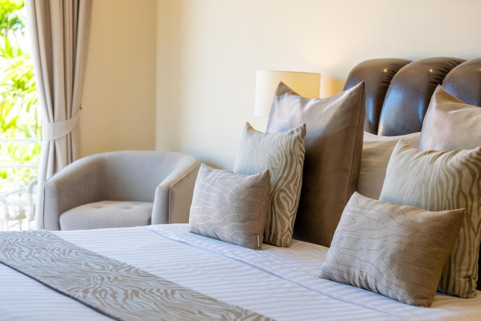 Bacaya Beachfront Villa Bang Rak Beach  Esterno foto